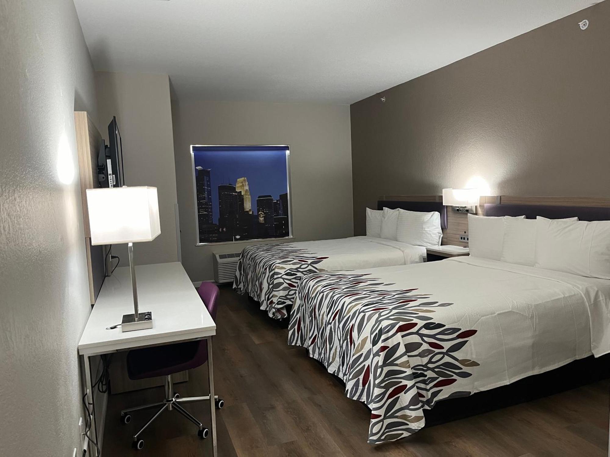 Red Roof Plus San Antonio Northeast 외부 사진