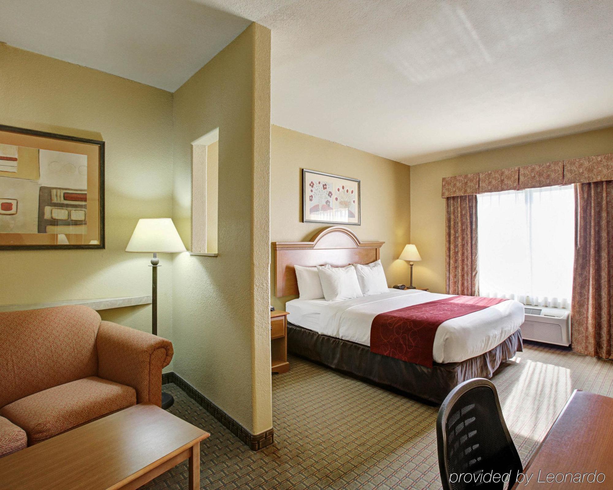 Red Roof Plus San Antonio Northeast 외부 사진